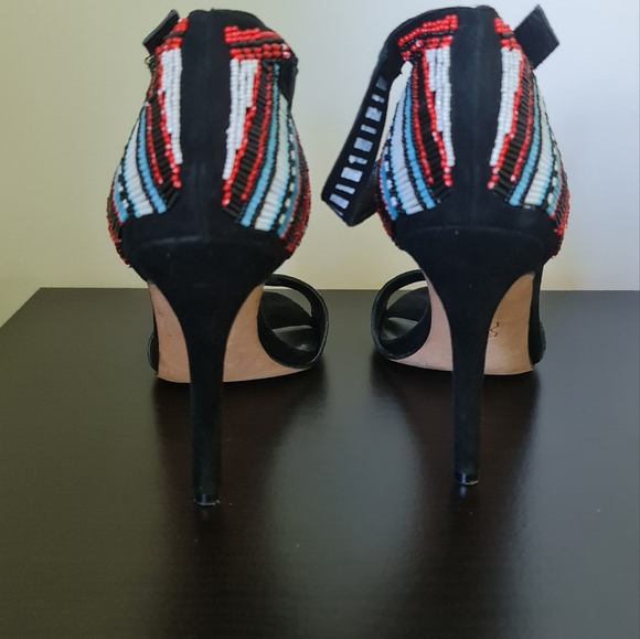 Artelier Nicole Miller Jillion Beaded HEEL size 6.5 - Picture 4 of 7